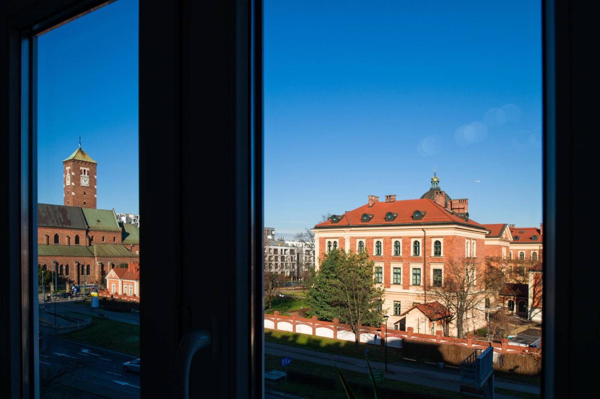 Discover Krakow Apartments - Lubomirskiego St - Classic & Modern - Near Main Station, Netflix And Ac Exterior photo