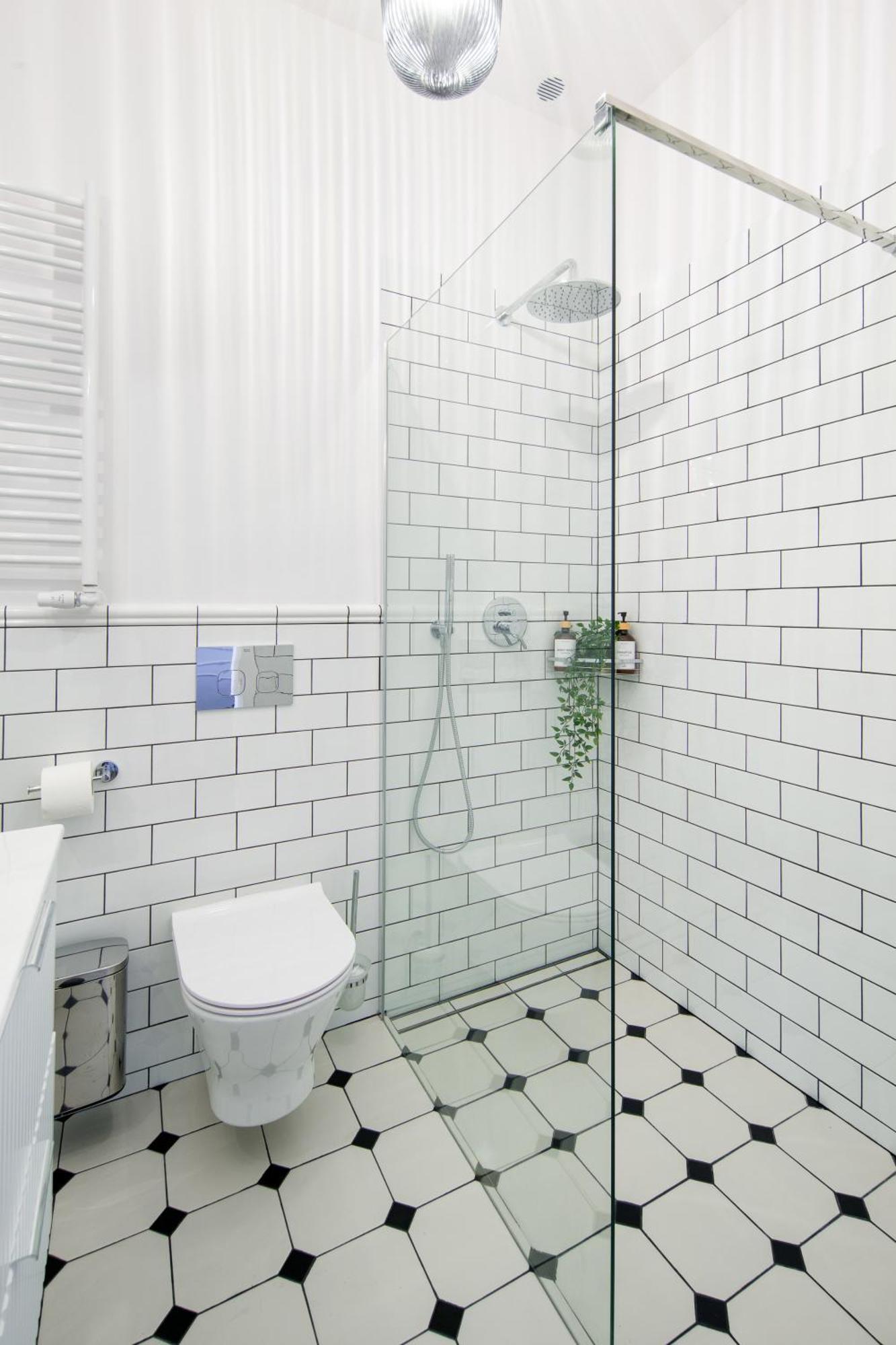 Discover Krakow Apartments - Lubomirskiego St - Classic & Modern - Near Main Station, Netflix And Ac Exterior photo