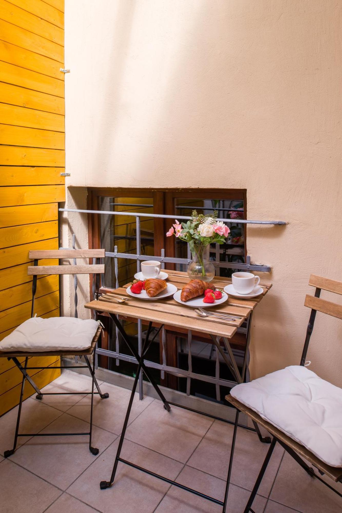 Discover Krakow Apartments - Lubomirskiego St - Classic & Modern - Near Main Station, Netflix And Ac Exterior photo