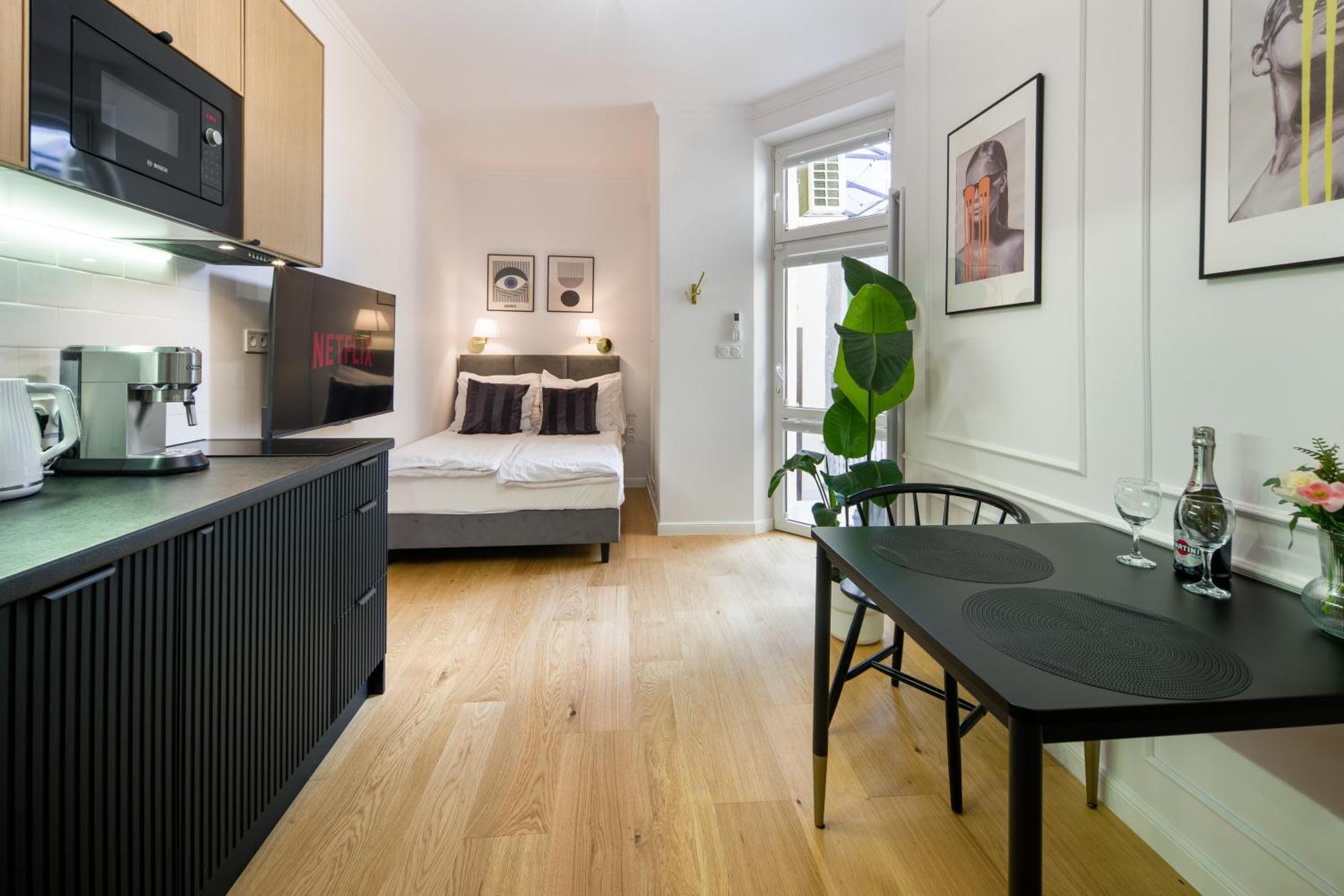 Discover Krakow Apartments - Lubomirskiego St - Classic & Modern - Near Main Station, Netflix And Ac Exterior photo